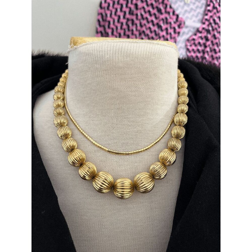 VTG Gold Tone Graduated Ribbed Bead Necklace 80s Luxe Sculptural 18.5"